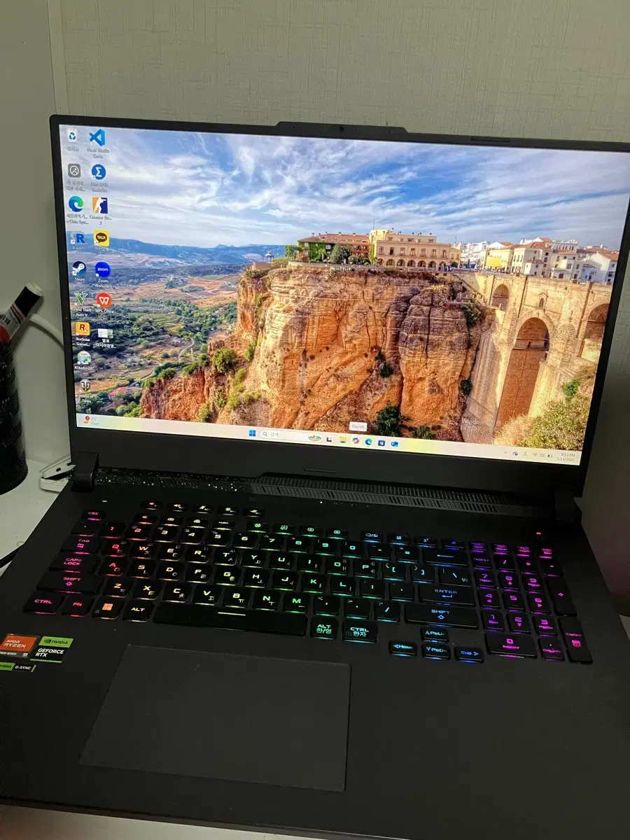 ASUS ROG STRIX G17 G713PV-LL053 Full Box for Sale