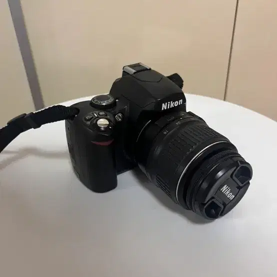 니콘 D40 DSLR 판매합니다