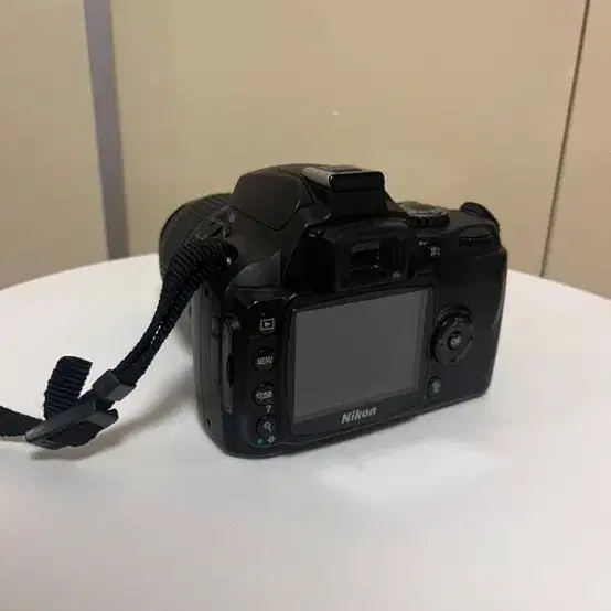 니콘 D40 DSLR 판매합니다