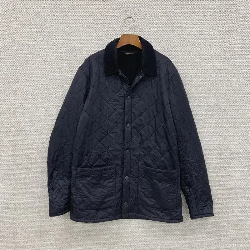 바버 BARBOUR 블린터 폴라 퀄팅 자켓 100 C00290