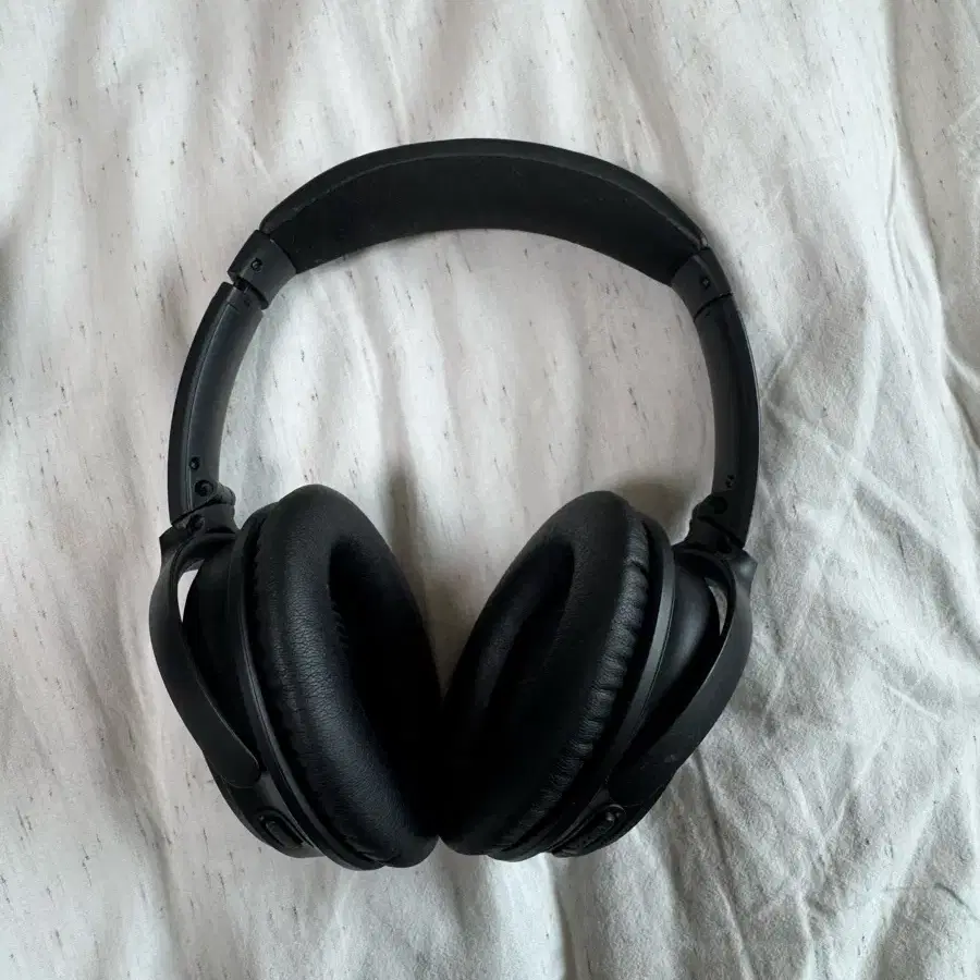 BOSE QC35 노이즈캔슬링 헤드셋