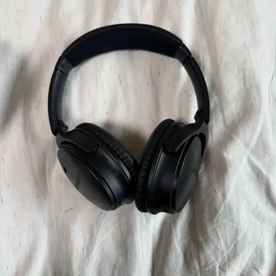 BOSE QC35 노이즈캔슬링 헤드셋