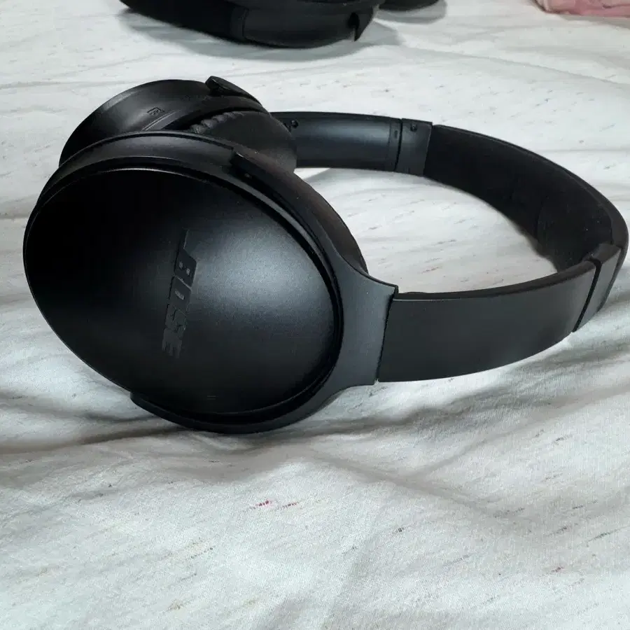 BOSE QC35 노이즈캔슬링 헤드셋