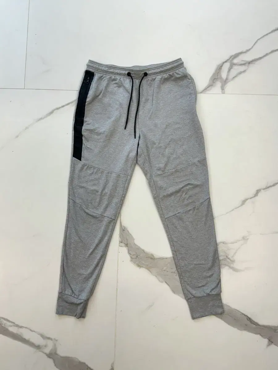 American Eagle Techpec Arcpec Jogger Pants