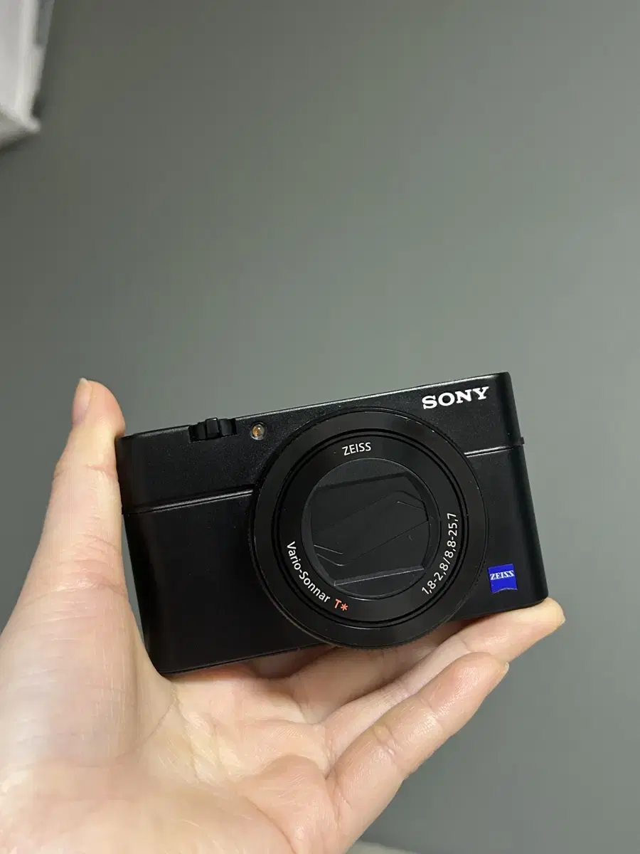 Sony RX100IV