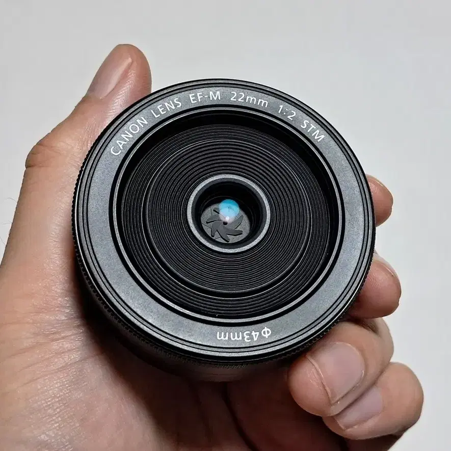 캐논 22mm F2 정품 블랙 단렌즈 S급 (M50 M100등)