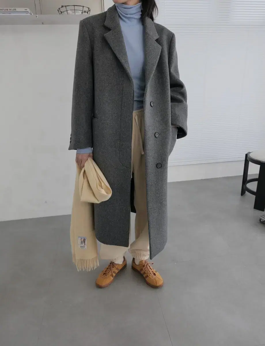 모데스트무드 simone coat 시몬 차콜 롱코트 새상품 팝니다