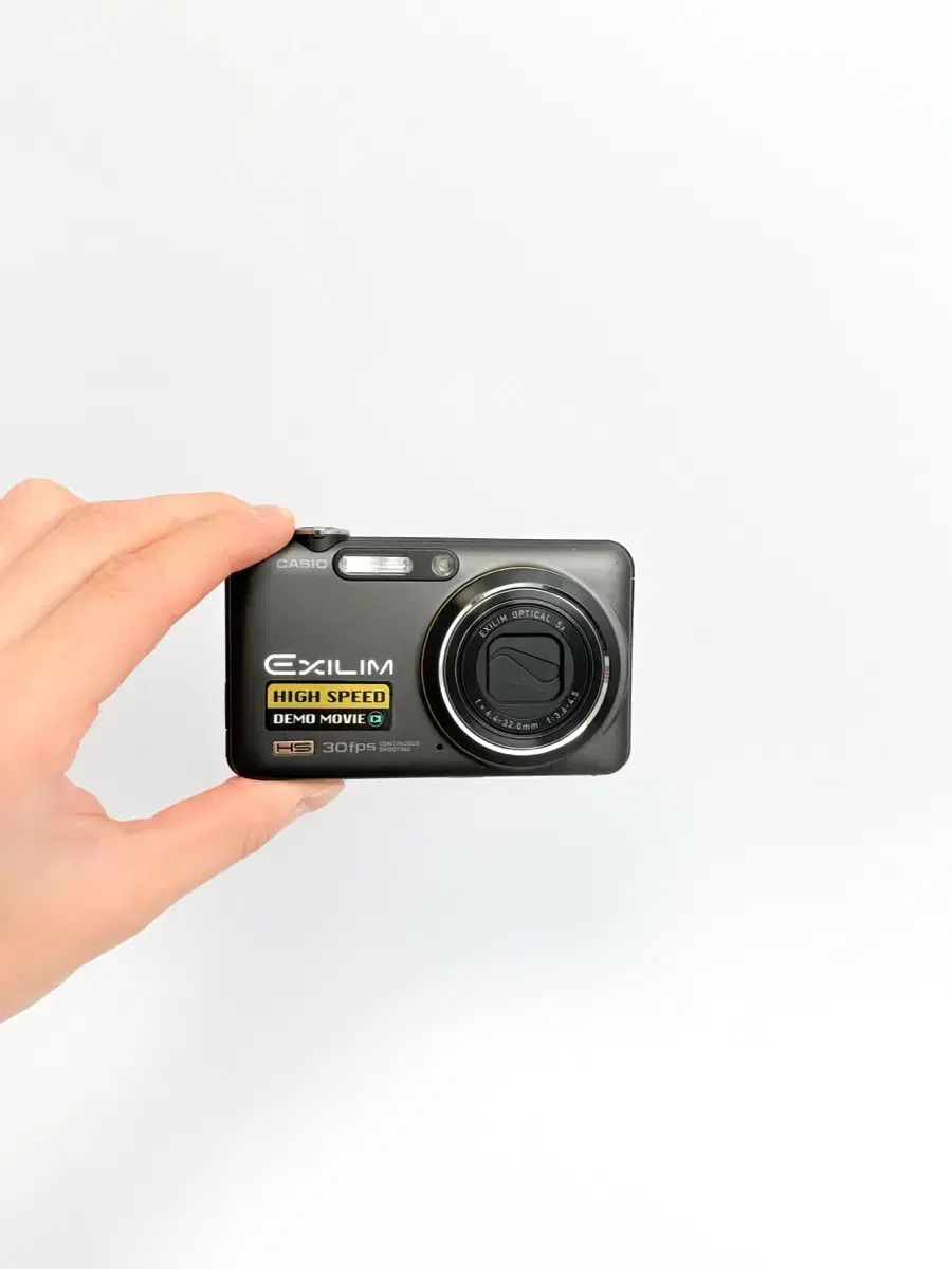 무광블랙!) 카시오 엑슬림 Ex-fc100 Casio Exilim 디카