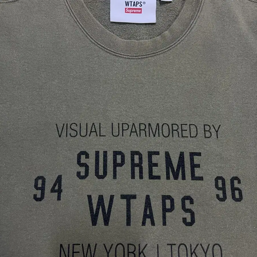 슈프림 wtaps 도쿄 크루넥