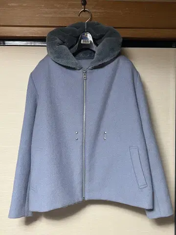 BELLE MAISON DAYS 라이트 블루 퍼 무톤 코트 M 사이즈