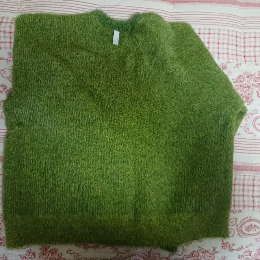 노메뉴얼 CROPPED HAIRY KNIT - GRASS GREEN(XL