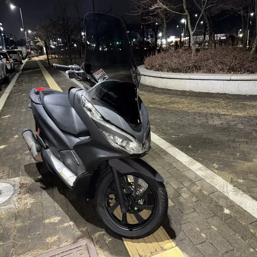 18년식 혼다 pcx150 판매합니다