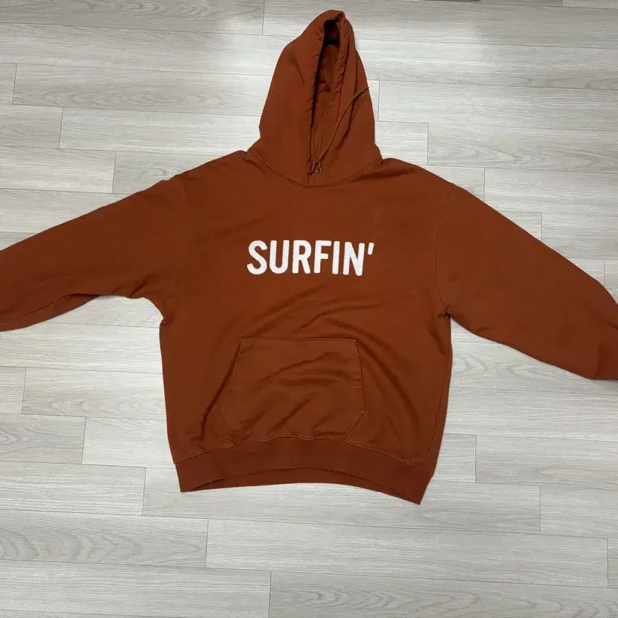 에스피오나지 SURFIN 후드티