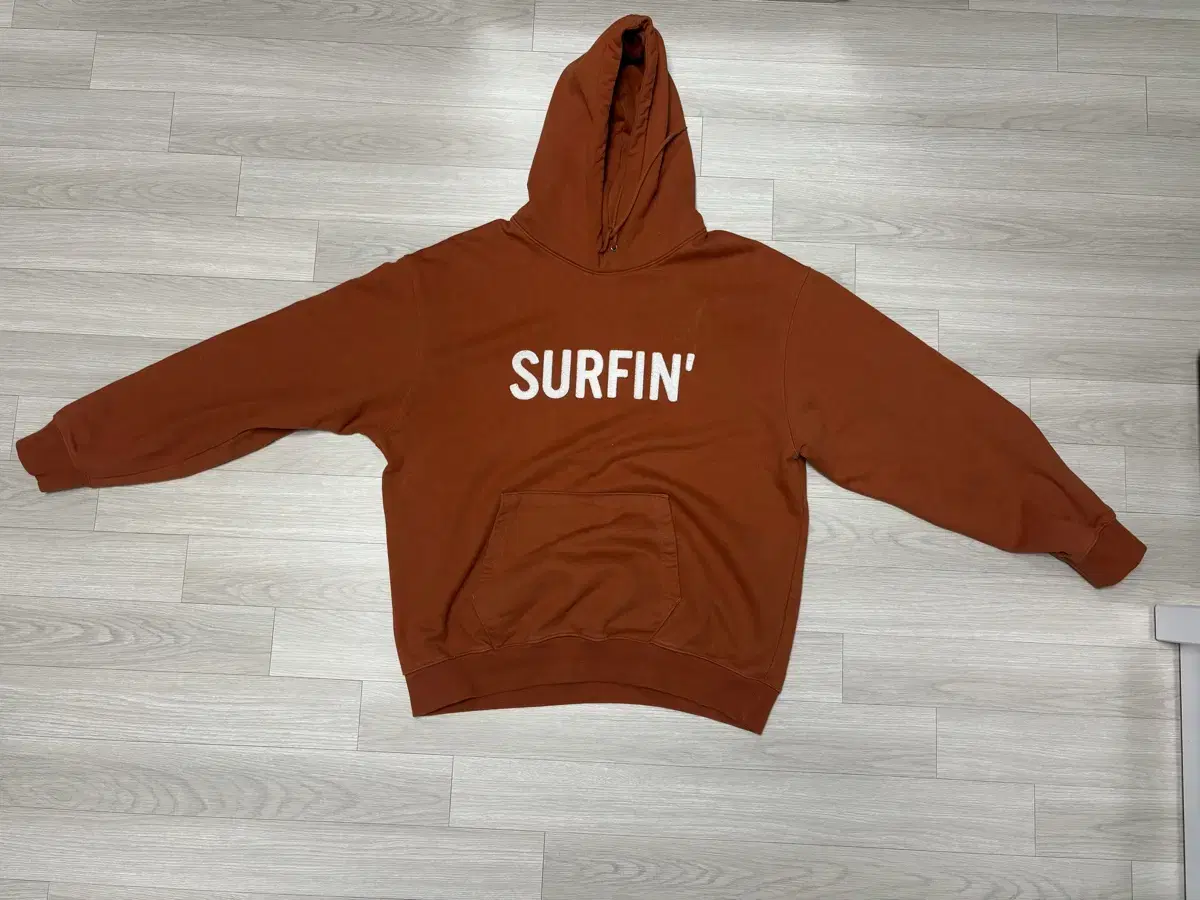 에스피오나지 SURFIN 후드티