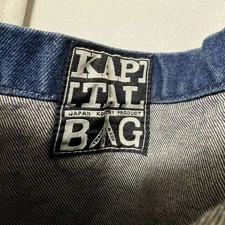 새상품 캐피탈 13oz 크로스 백 T-Back BOOK BAG