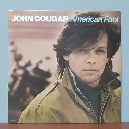 John Cougar " Hurts So Good "