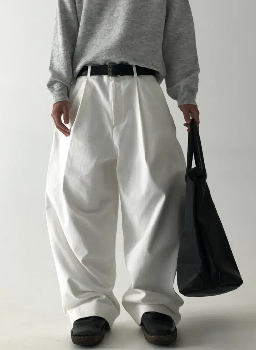 뉴치프시크(New Cheap Chic) Pants