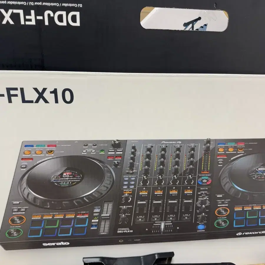 ddj flx10