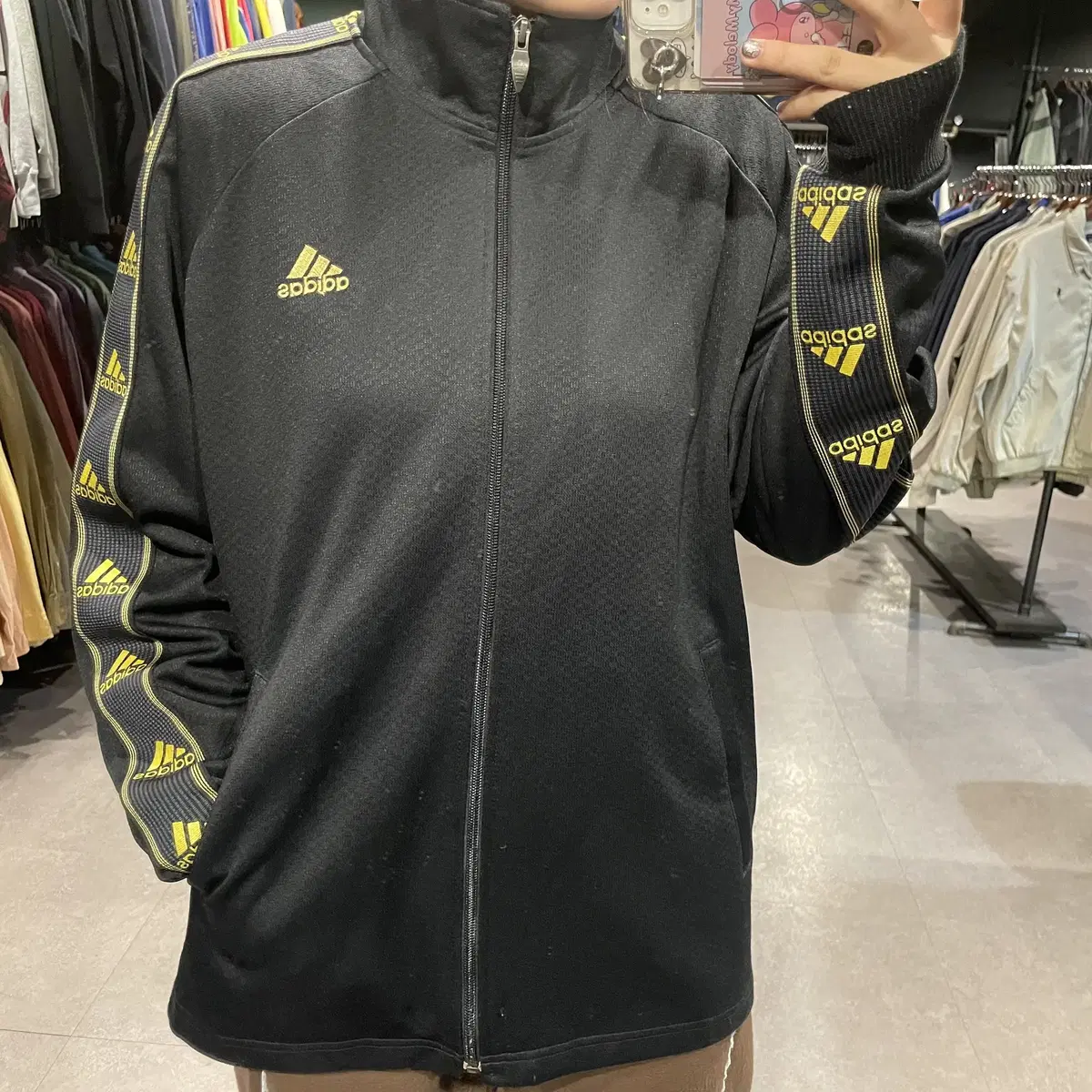 (397) ADIDAS 아디다스 빈티지 골든트랙 배색 져지 골드 블랙