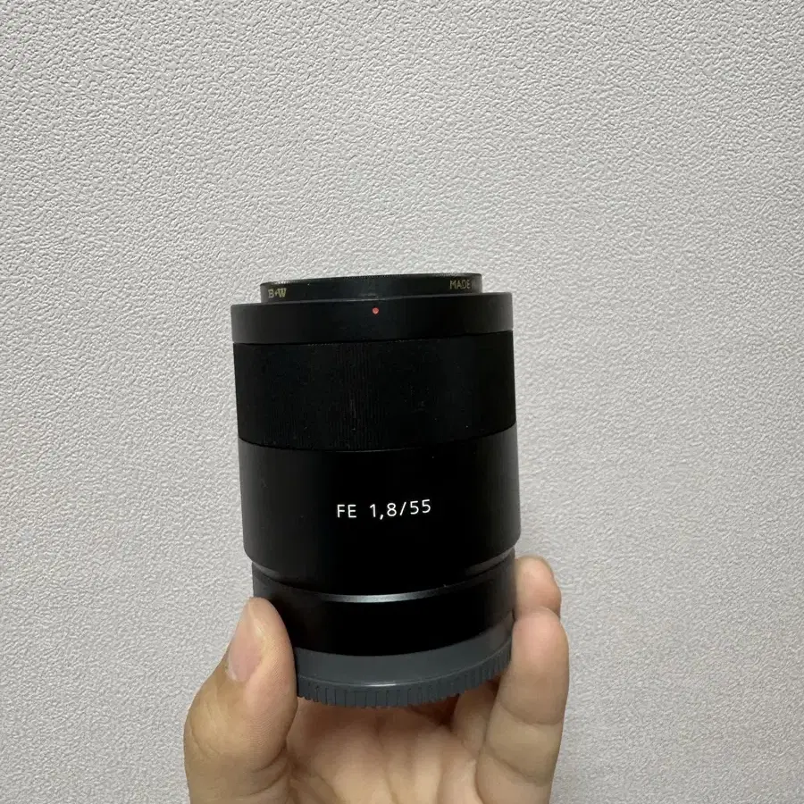 소니 자이즈 55mm f1.8 렌즈 팝니다