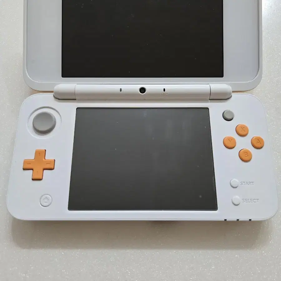 닌텐도2DS XL 화이트 오렌지