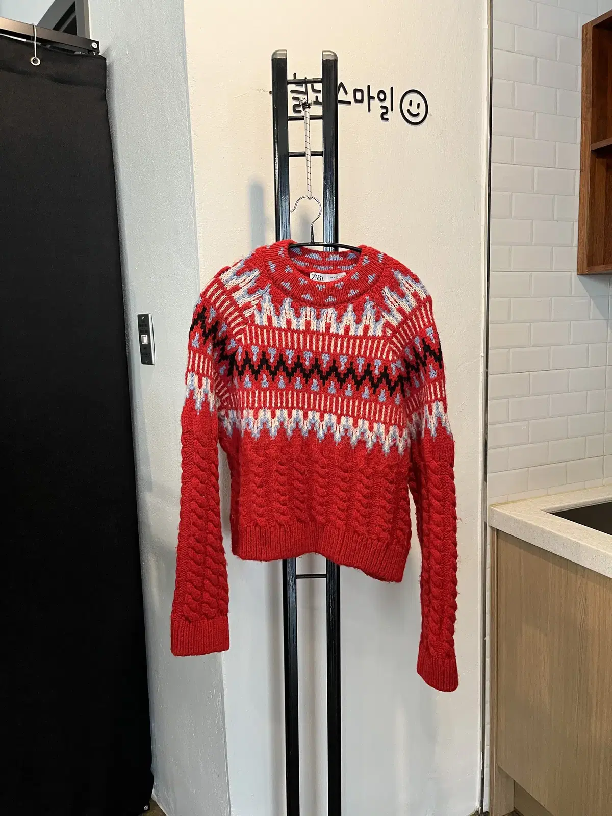 (L) ZARA Nordic Snowflake Red Sweater Red Knit Twisted Knit 2916