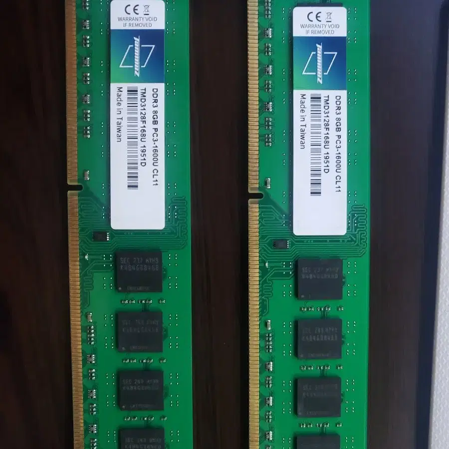 메모리카드 DDR3 8기가2개 & 4기가 2개