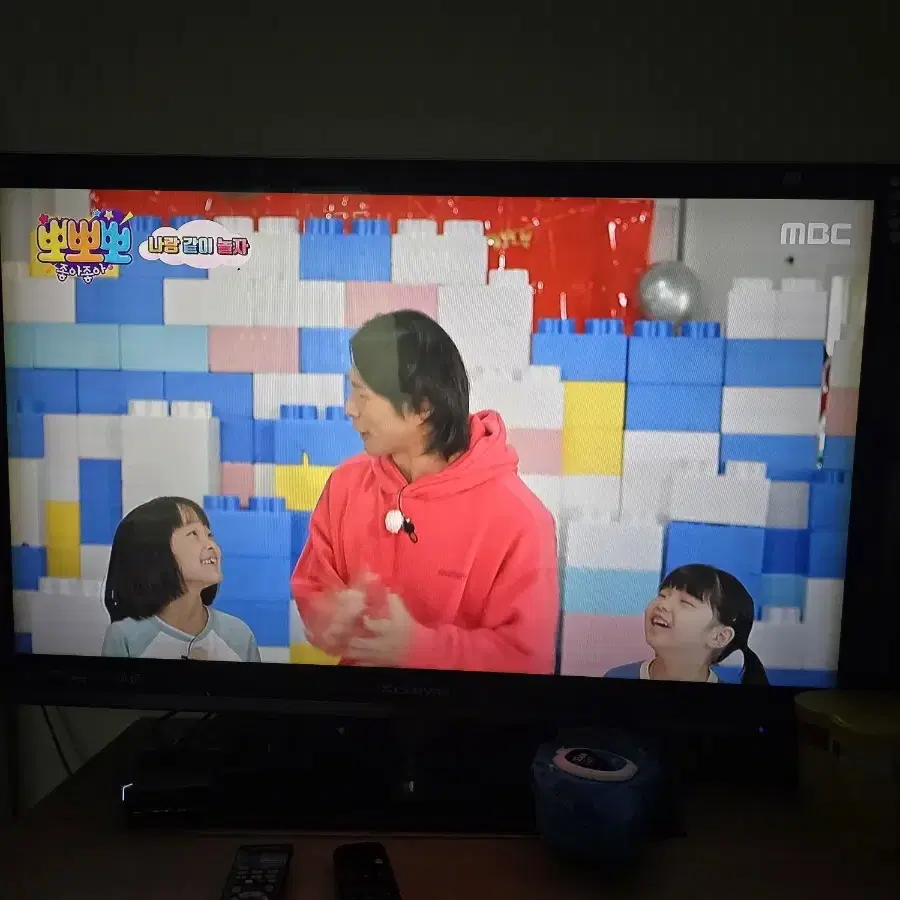 LG 42인치 LCD 티비 팝니다 화질 최상인거 같어요