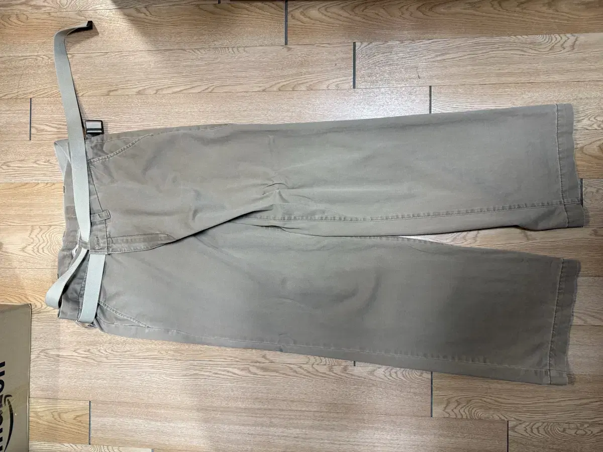 (F) MAISON EUREKA Maison Eureka Re-Work Chino Pants