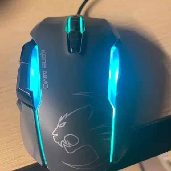 Kone aimo 게이밍 마우스