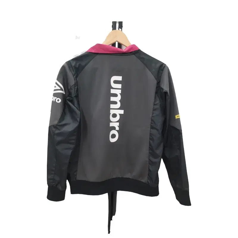 UMBRO 엄브로 블랙 자켓 공용 M A214