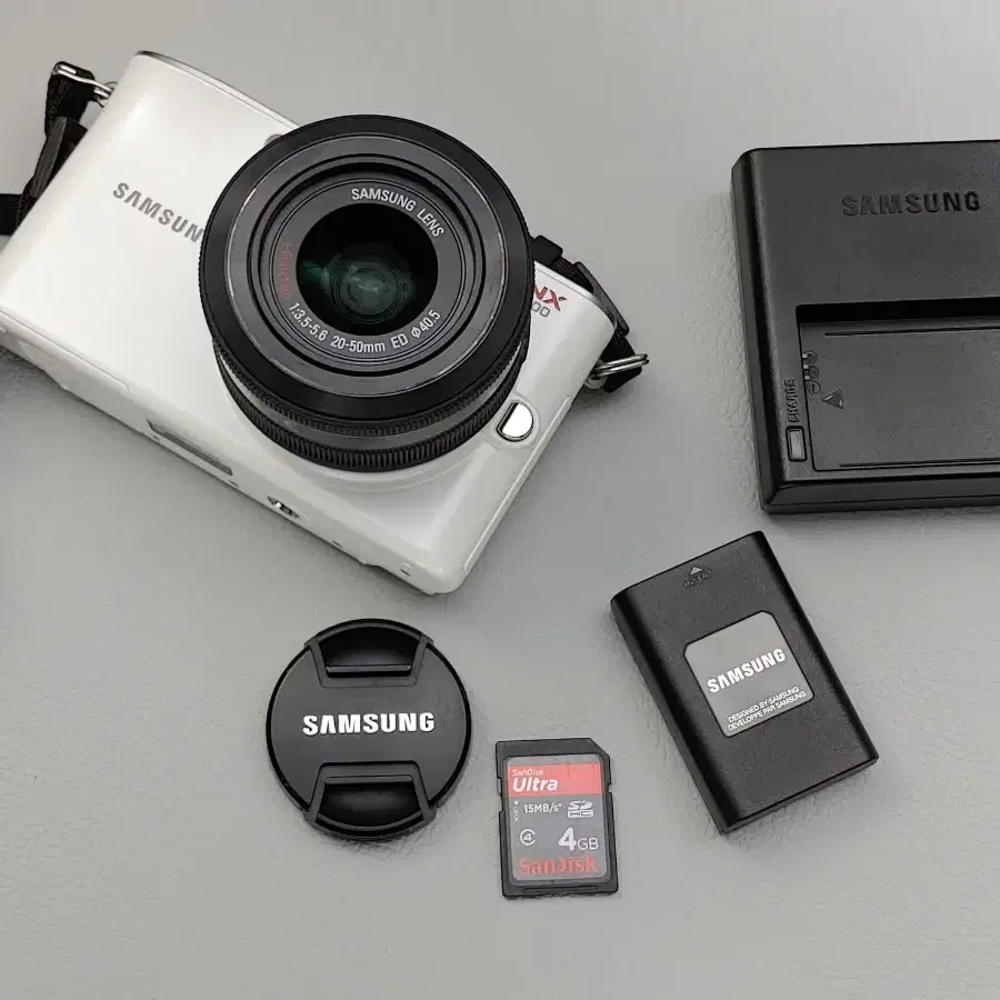 삼성미러리스 nx100 렌즈포함