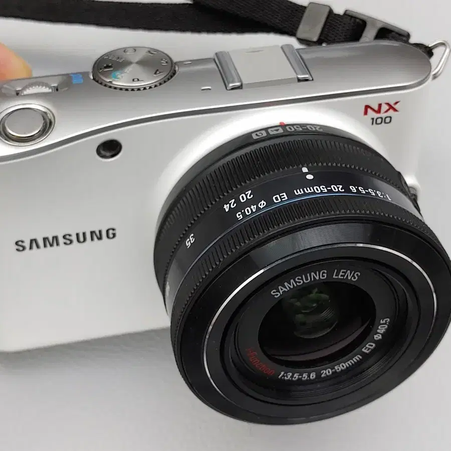 삼성미러리스 nx100 렌즈포함