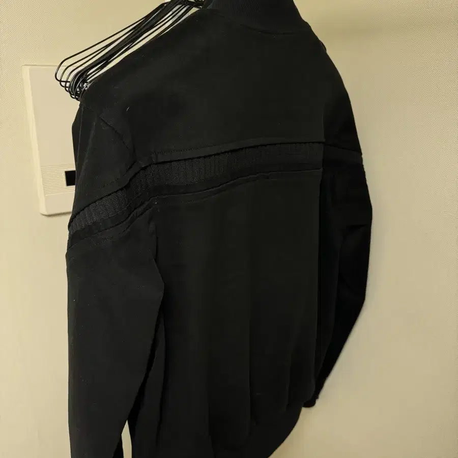 xlim ep.3 01 jacket black 2size