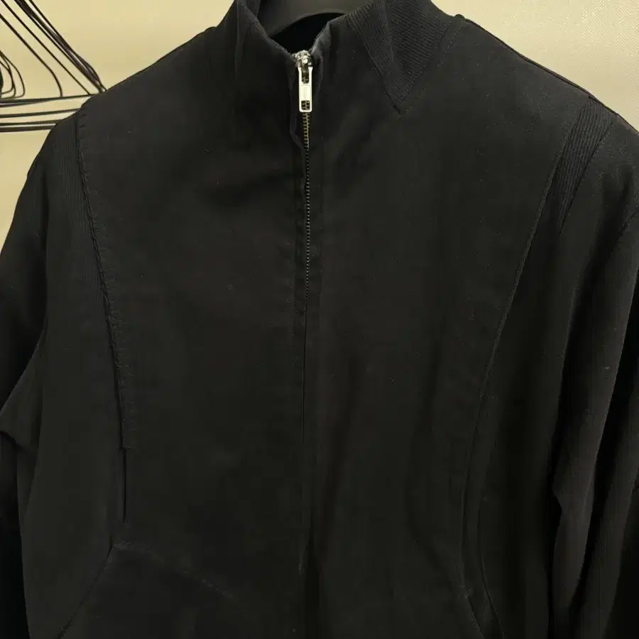 xlim ep.3 01 jacket black 2size