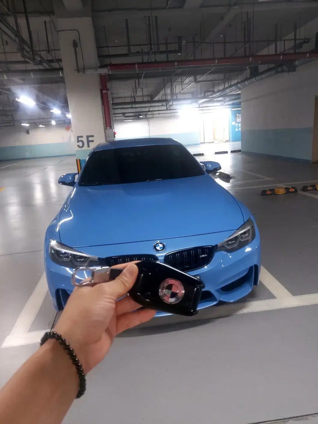 BMW 전연식 전모델 차량 디지털키 개조, 원격시동 근접도어 기능추가