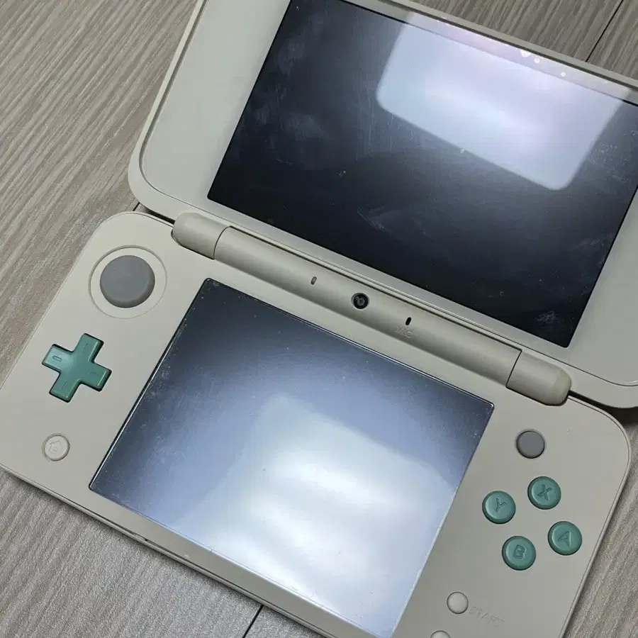 뉴 닌텐도 2DS XL 튀동숲 에디션 뉴투다수