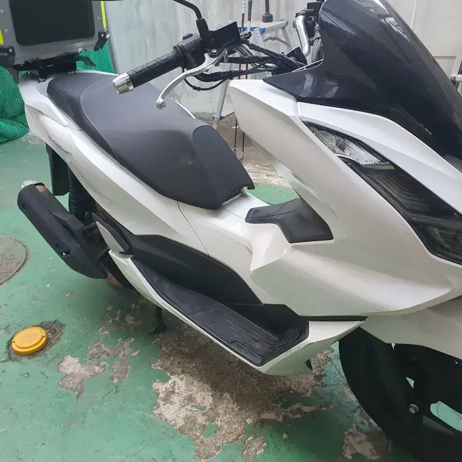 pcx 22년식 ABS 모델 판매합니다