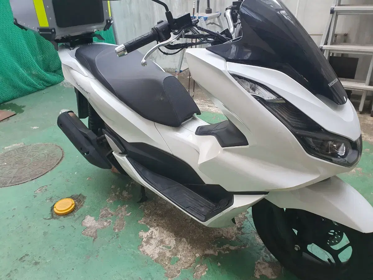 pcx 22년식 ABS 모델 판매합니다