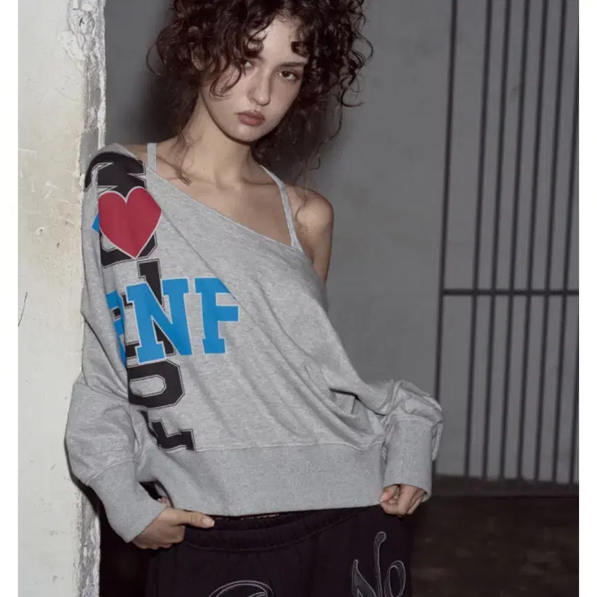 플리즈노팔로우 아이러브플노팔 로고 스웨트셔츠 logo sweatshirt