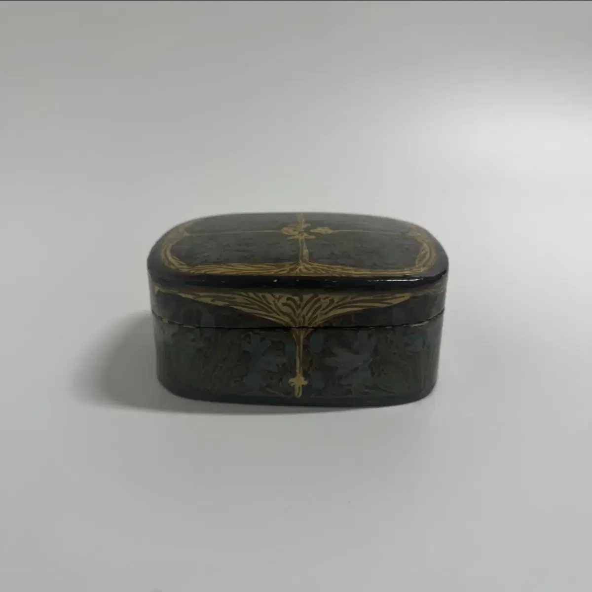 Vintage wood hand painting Trinket box