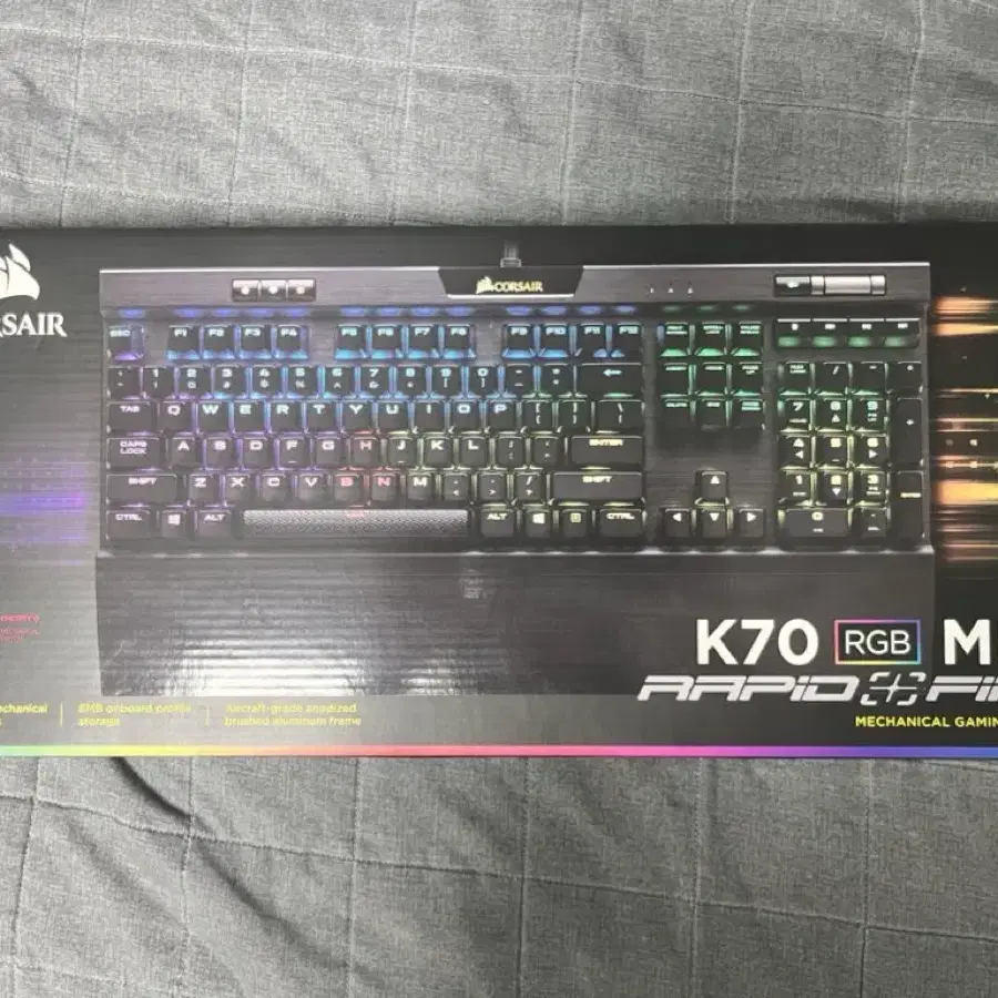 커세어 K70 mk2 은축 게이밍키보드 팝니다