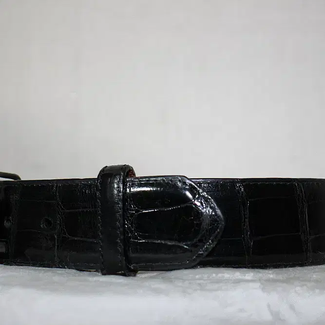 Ralph Lauren sterling and alligater belt