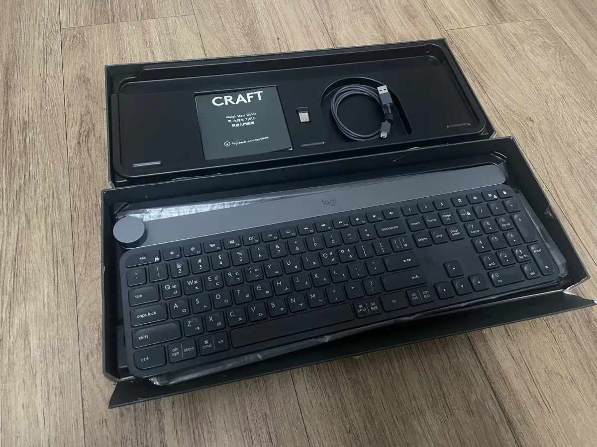 로지텍 크래프트 키보드 Logitech Craft 무선 키보드