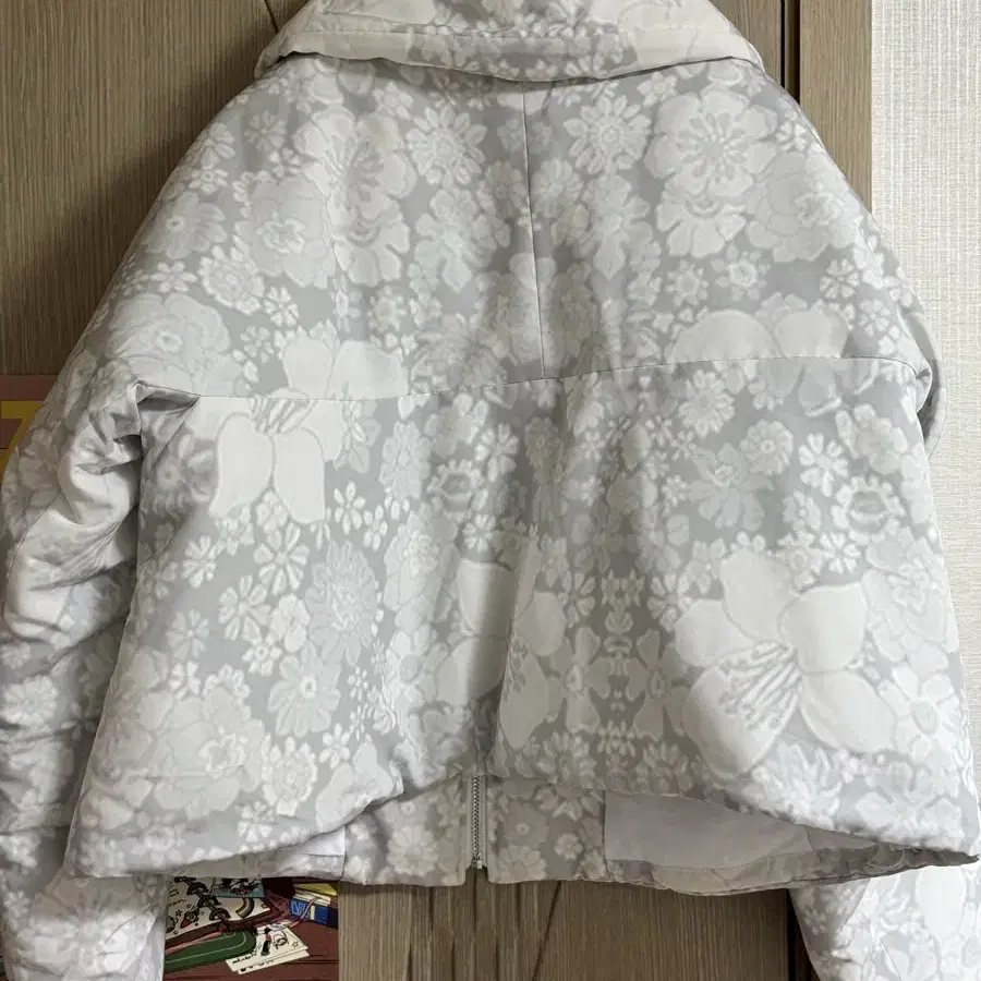 Yunse Flower Print Puffer 윤세 패딩 (새제품)