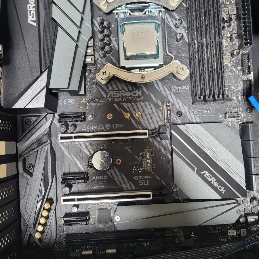 (서울 강서구)인텔 i7-9700k, Asrock Z390 extreme