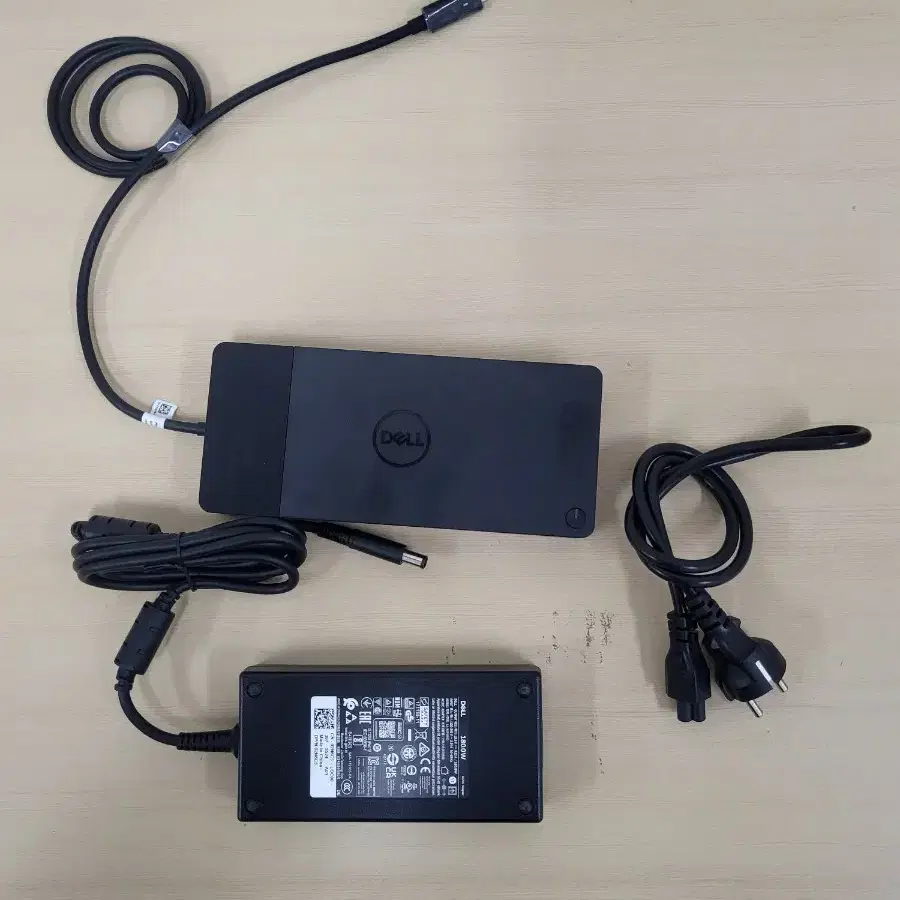 Dell Dock 도킹스테이션 WD19S USB-C타입