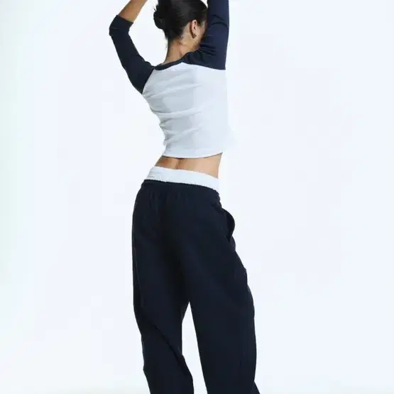 G CONTRAST SWEATPANTS (NAVY) 글로니