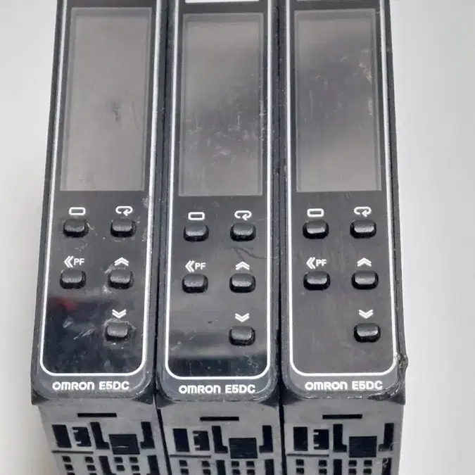 OMRON E5DC-QX2ASM-802 오므론 온도컨트롤러 (재고3대)