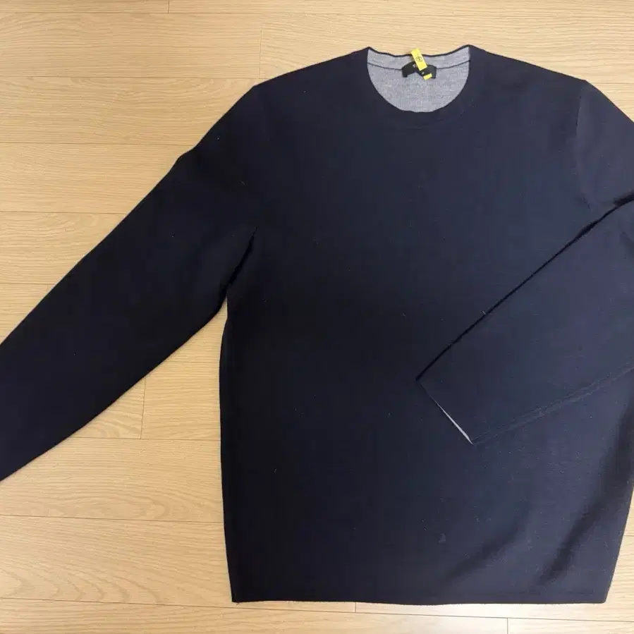 [L, 국내 매장판] 띠어리 Arnaud crew neck 네이비